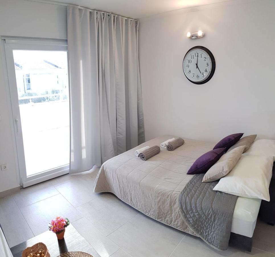 Apartments With A Parking Space Novalja, Pag - 4097 Exteriér fotografie
